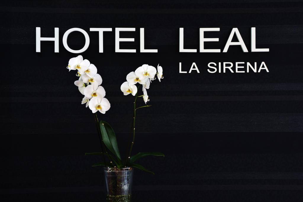 Hotel Leal - La Sirena Villanueva De Arosa Extérieur photo
